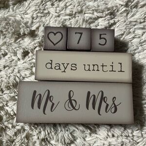 Wedding countdown blocks